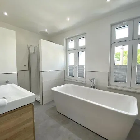 דירה Jenny Jenny - 4 *