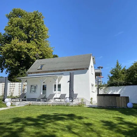 Jenny Jenny - 4 * Sassnitz